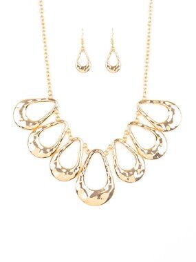 Paparazzi Necklace and Earrings Set (NS189)